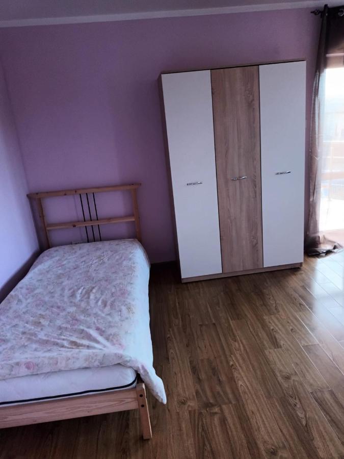 Apartament Apartament 2 Dormitoare Ploeszti Zewnętrze zdjęcie